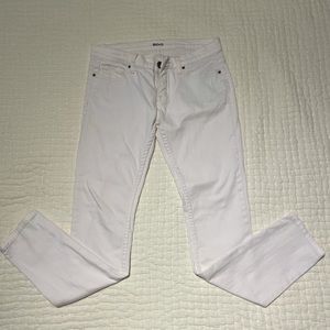 BDG mid rise white ankle jeans